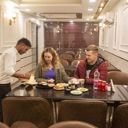 Hotel Devrana Delhi Airport Nowe Delhi Zewnętrze zdjęcie
