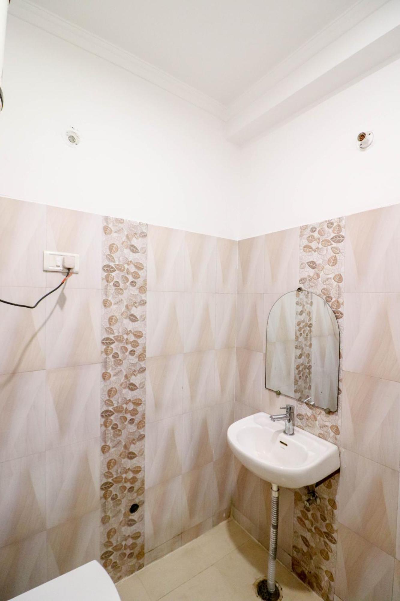 Hotel Devrana Delhi Airport Nowe Delhi Zewnętrze zdjęcie